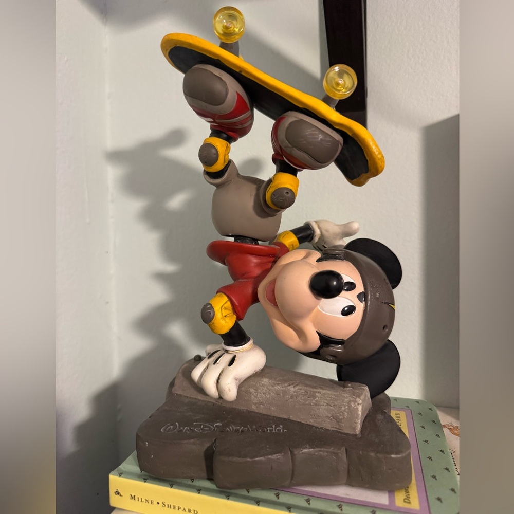 Authentic Walt Disney World Parks Vintage Mickey Mouse Skateboard Figurine 1990s